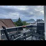 Med Sydvendt Balkong Ålesund