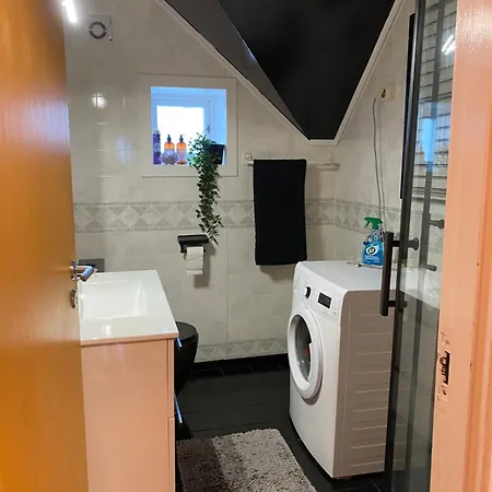 Med Sydvendt Balkong Apartment Alesund